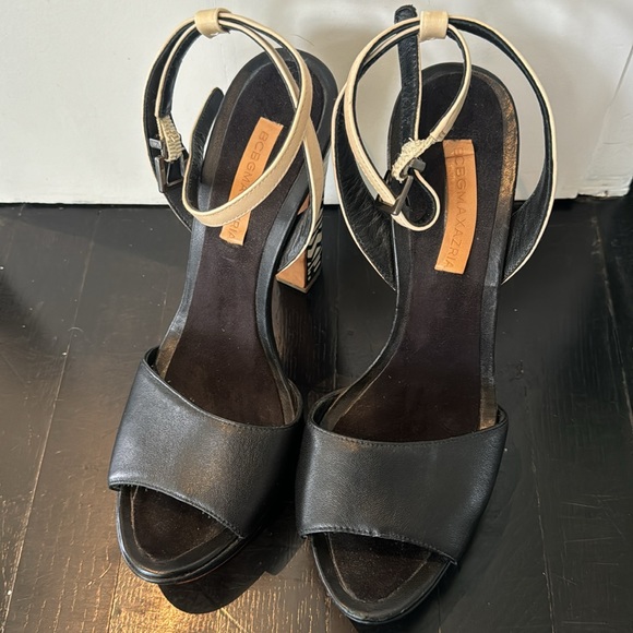 I’m selling a six inch platform heel from the designer brand BCBG. - Picture 4 of 5